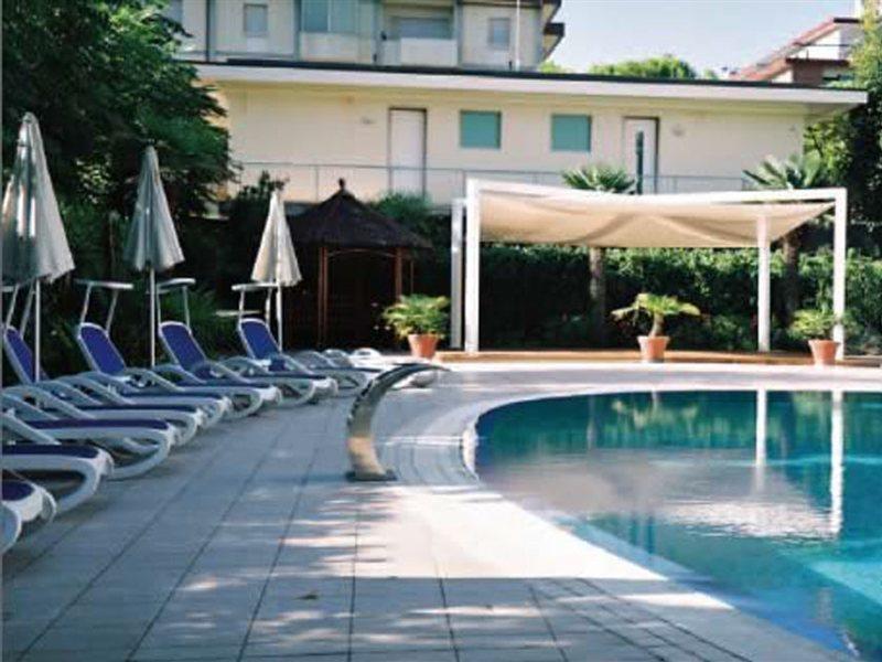 Hotel Helios リド・ディ・イエゾロ エクステリア 写真