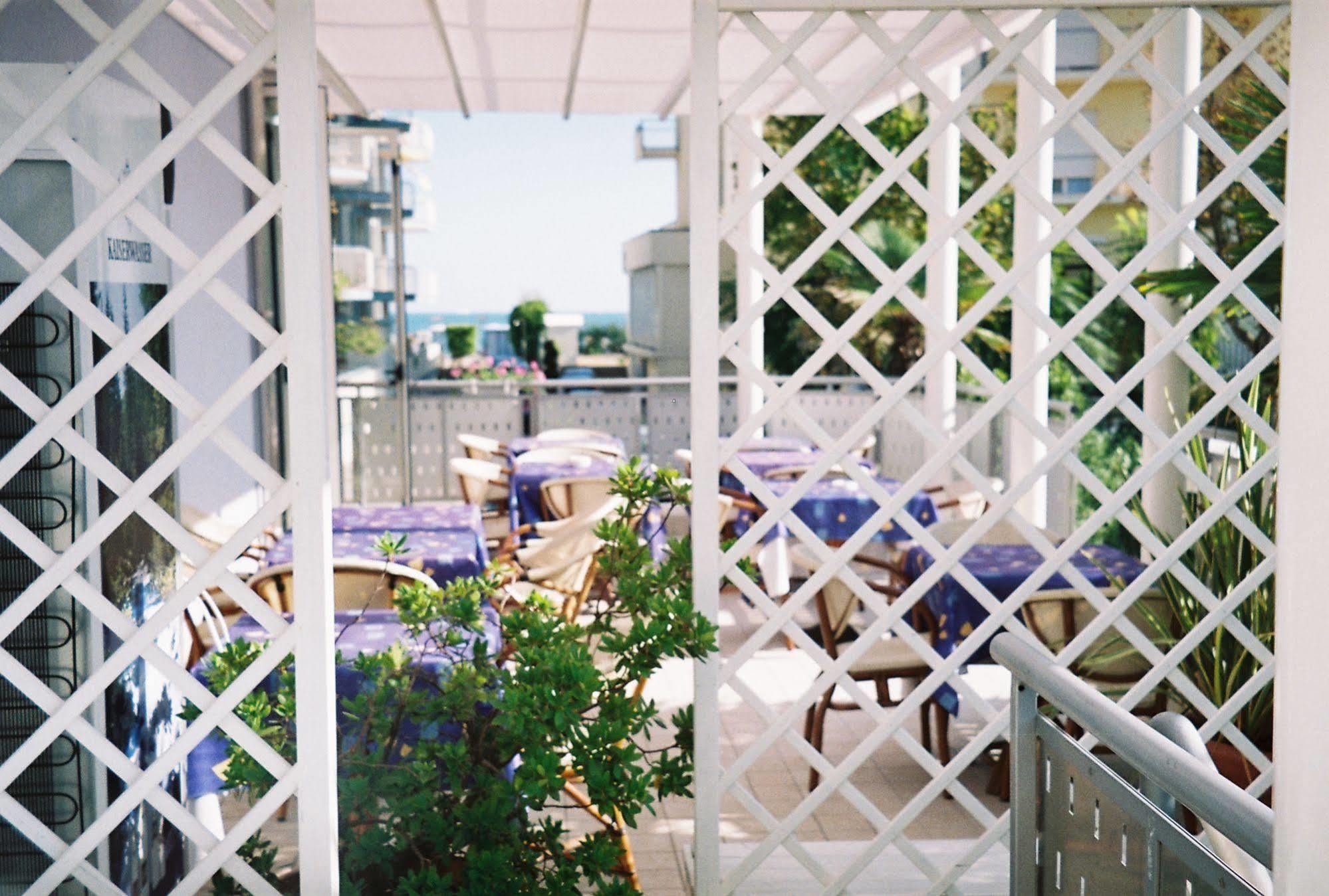Hotel Helios リド・ディ・イエゾロ エクステリア 写真